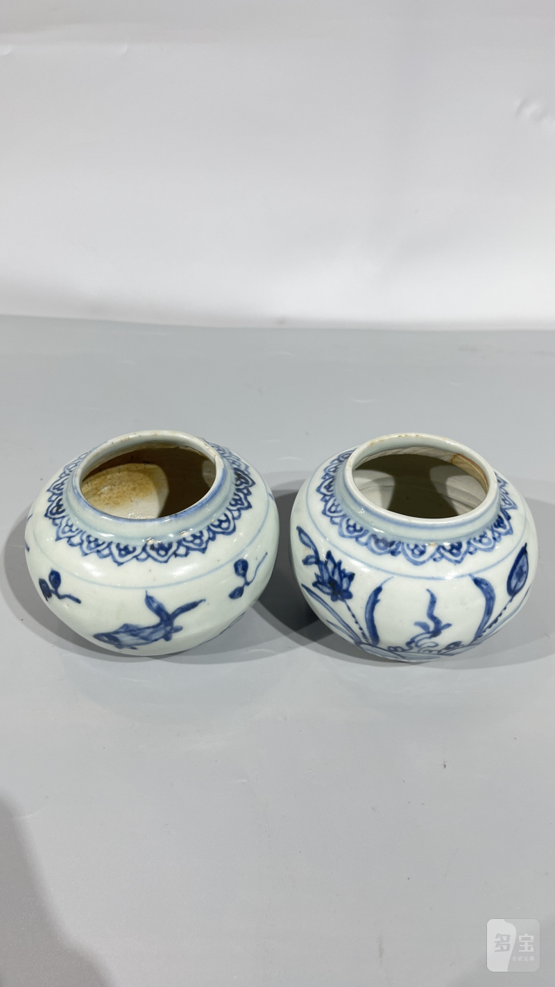 明中期 青花鱼纹、莲花纹盖罐（一组） - 图5